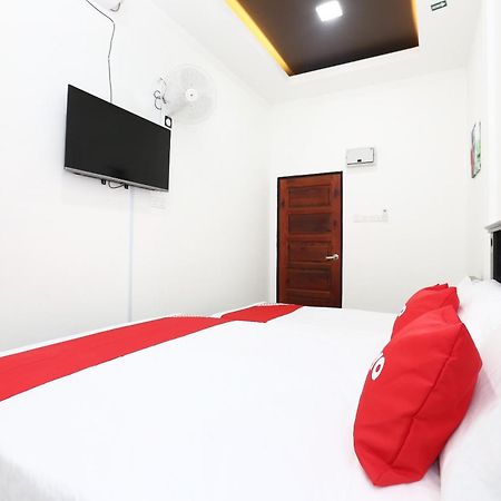 Super Oyo 89678 Ady Hotel Kuala Terengganu Eksteriør bilde